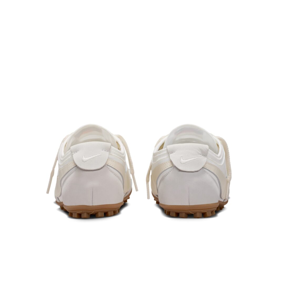 【2026年 4/25 & 5/7 発売】NIKE meets emmi MOON SHOE (ナイキ エミ ムーン シューズ) [IW0955-100/IW0955-400/IW0955-700]