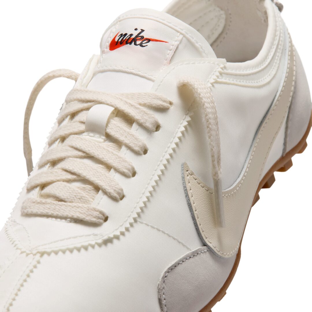 【2026年 4/25 & 5/7 発売】NIKE meets emmi MOON SHOE (ナイキ エミ ムーン シューズ) [IW0955-100/IW0955-400/IW0955-700]