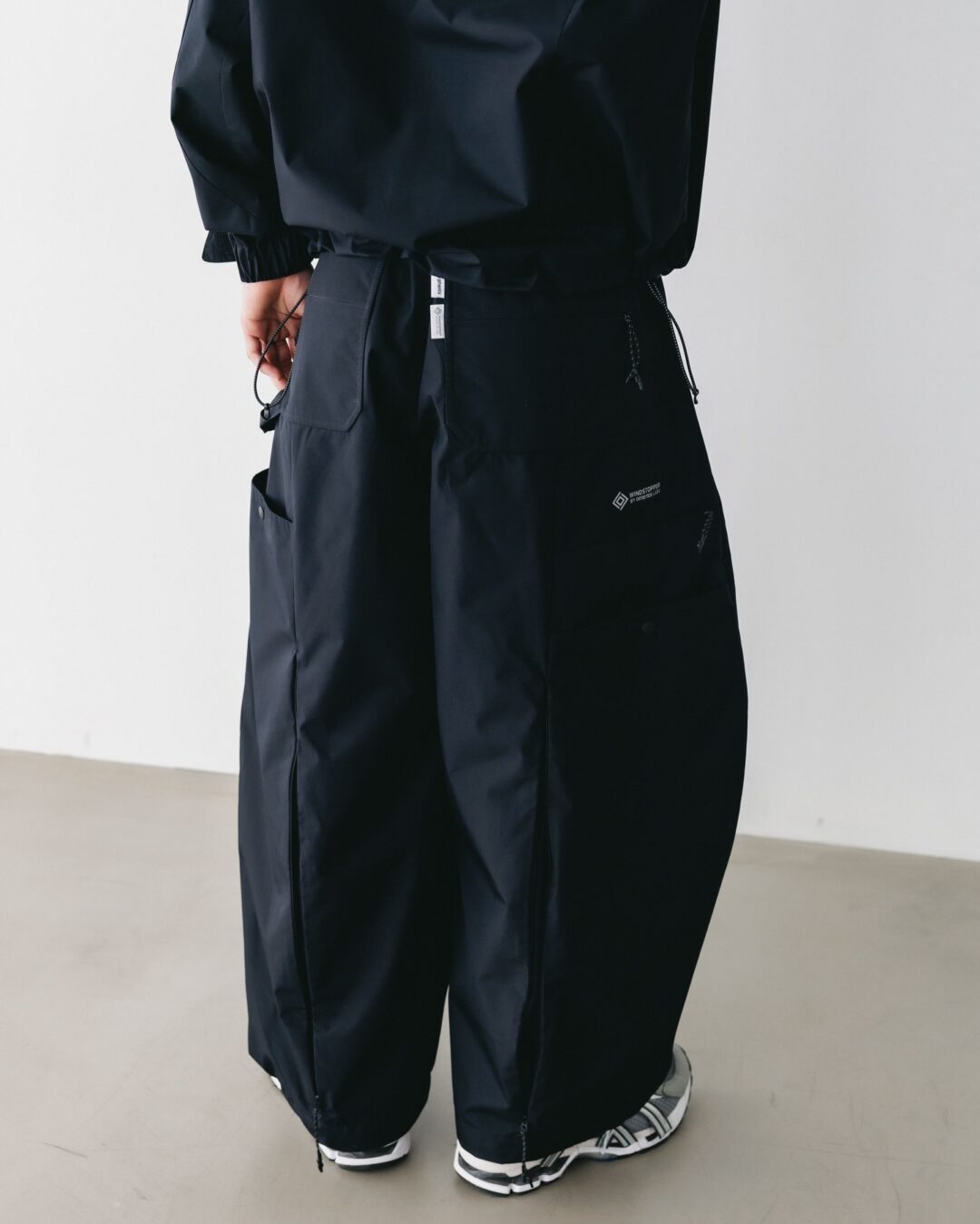 CLESSTE × Plus Phenix 2026 SS 別注 “WINDSTOPPER by GORE-TEX LABS CITY MASSIVE UTILITY PANTS”が4/22 発売 (クレスト プラスフェニックス ゴアテックス ウィンドストッパー パンツ)