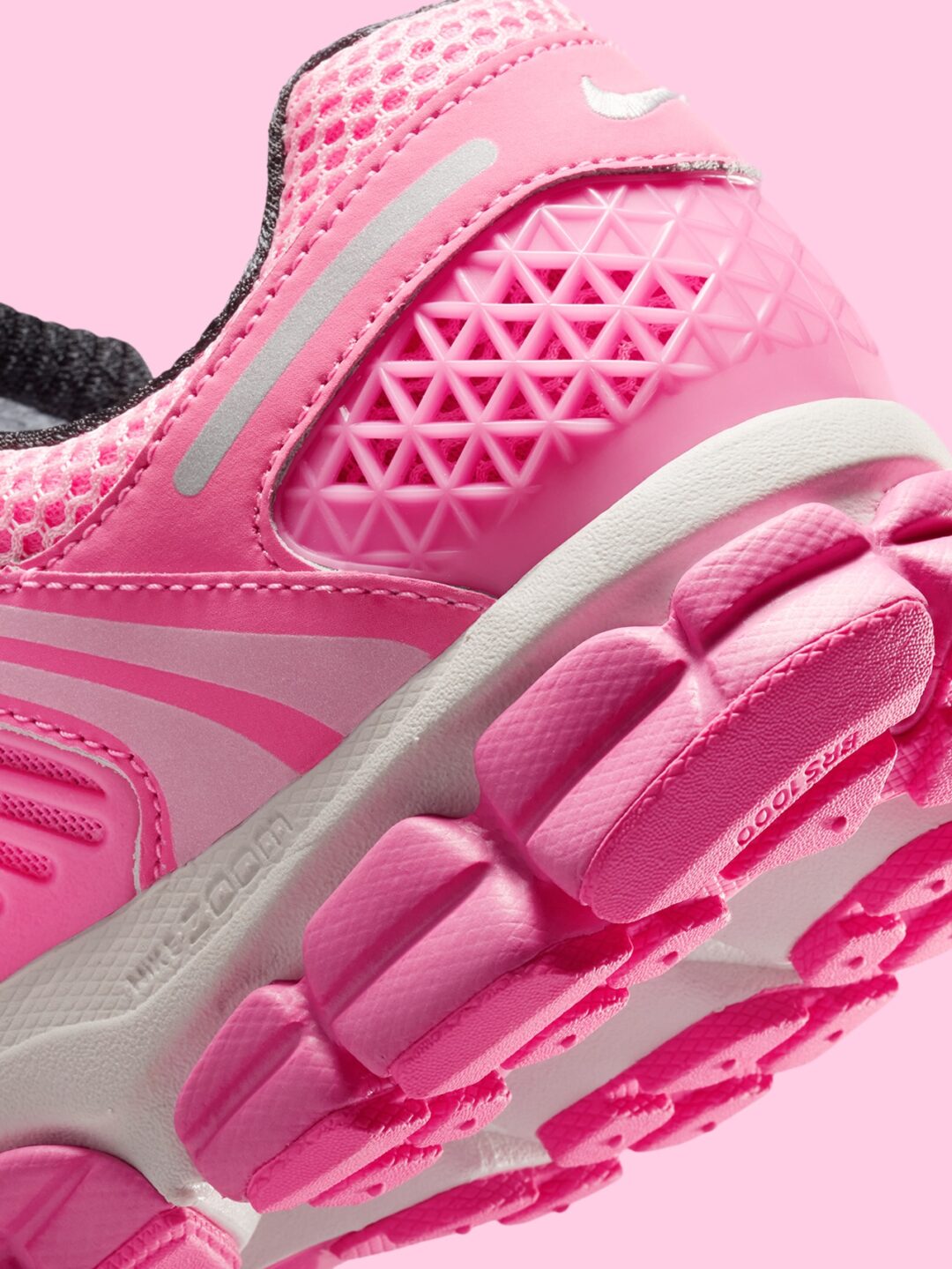 【2026年 夏 発売予定】NIKE ZOOM VOMERO 5 “Pink Flamingo” (ナイキ ズーム ボメロ 5 “ピンクフラミンゴ”)
