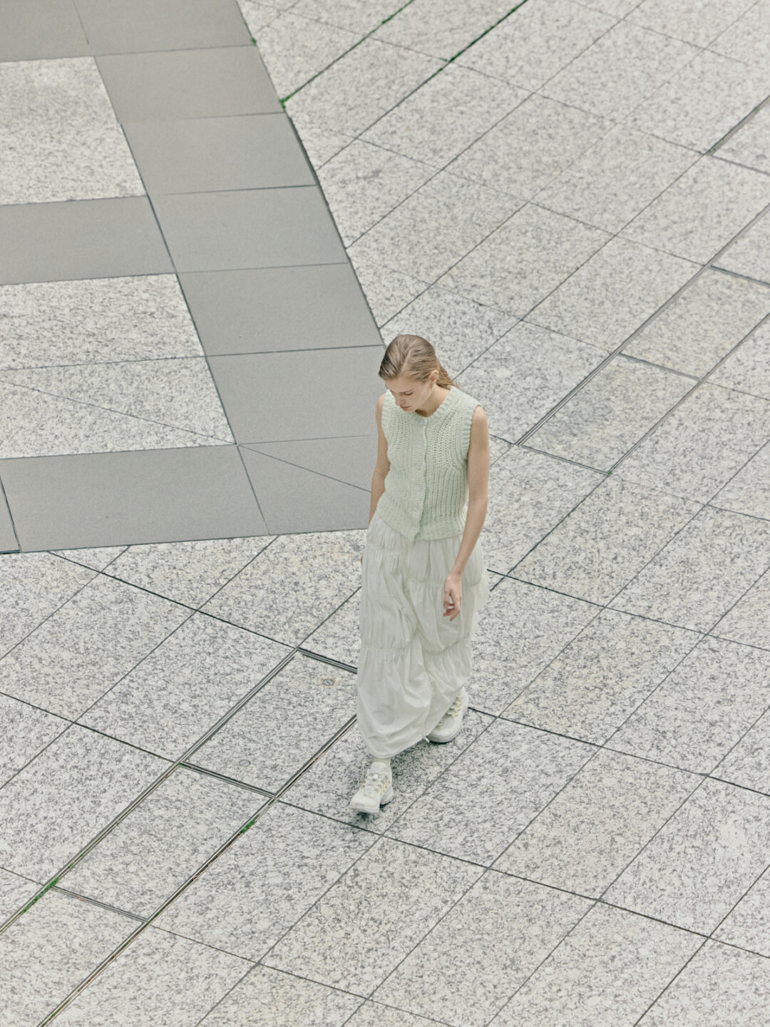 【emmi EXCLUSIVE・2026年 5/21 発売】Salomon ACS＋ “Ivory” (エミ サロモン アイボリー) [L45446200]