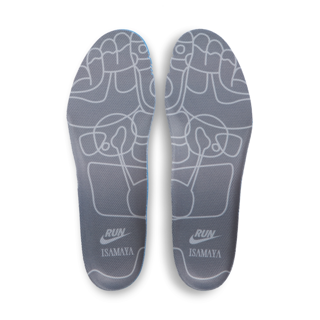 【2026年 4/30 発売】Isamaya Ffrench × NIKE W VOMERO PREMIUM “Smoke Grey” (メイクアップアーティスト イサマヤ・フレンチ ナイキ ボメロ プレミアム “カイザーグレー/メタリックシルバー”) [IR1988-084]