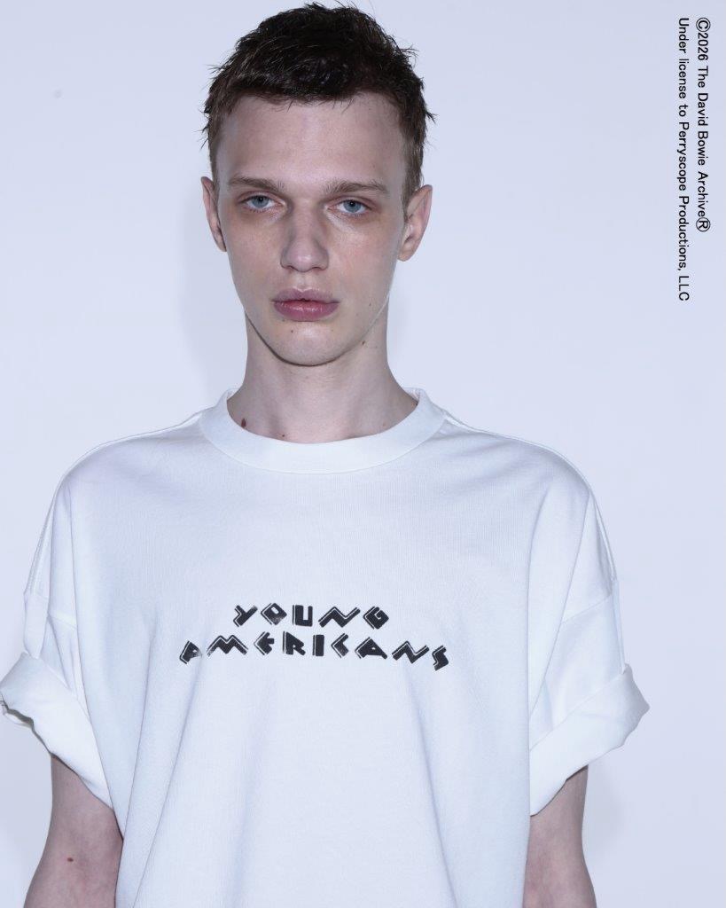 デヴィッド・ボウイ × monkey time コラボプリント Tシャツが2026年 4/9 発売 (DAVID BOWIE モンキータイム)