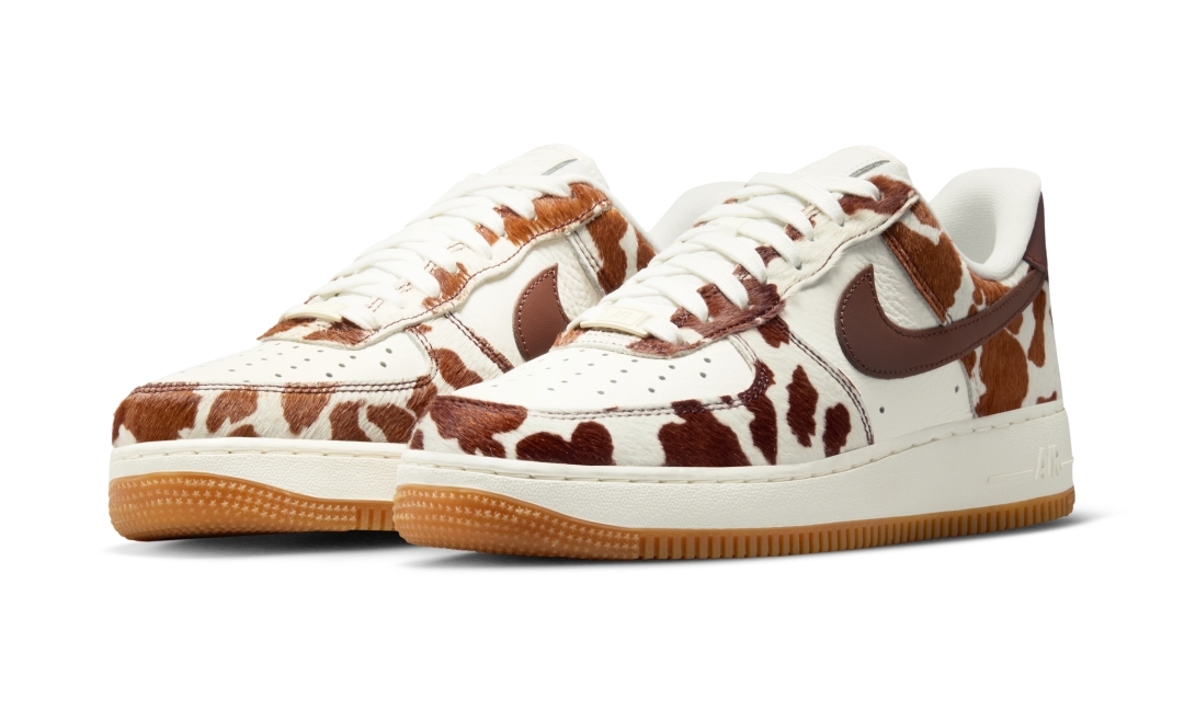 【2026年 夏 発売予定】NIKE W AIR FORCE 1 LOW “Cow Print/Field Brown” (ナイキ エア フォース 1 ロー “カウプリント/フィールドブラウン”) [IO0442-200]