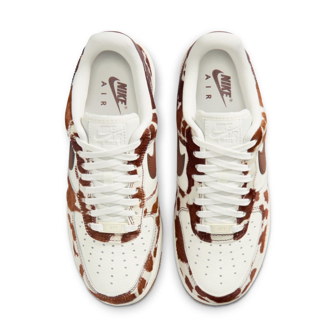 【2026年 夏 発売予定】NIKE W AIR FORCE 1 LOW “Cow Print/Field Brown” (ナイキ エア フォース 1 ロー “カウプリント/フィールドブラウン”) [IO0442-200]