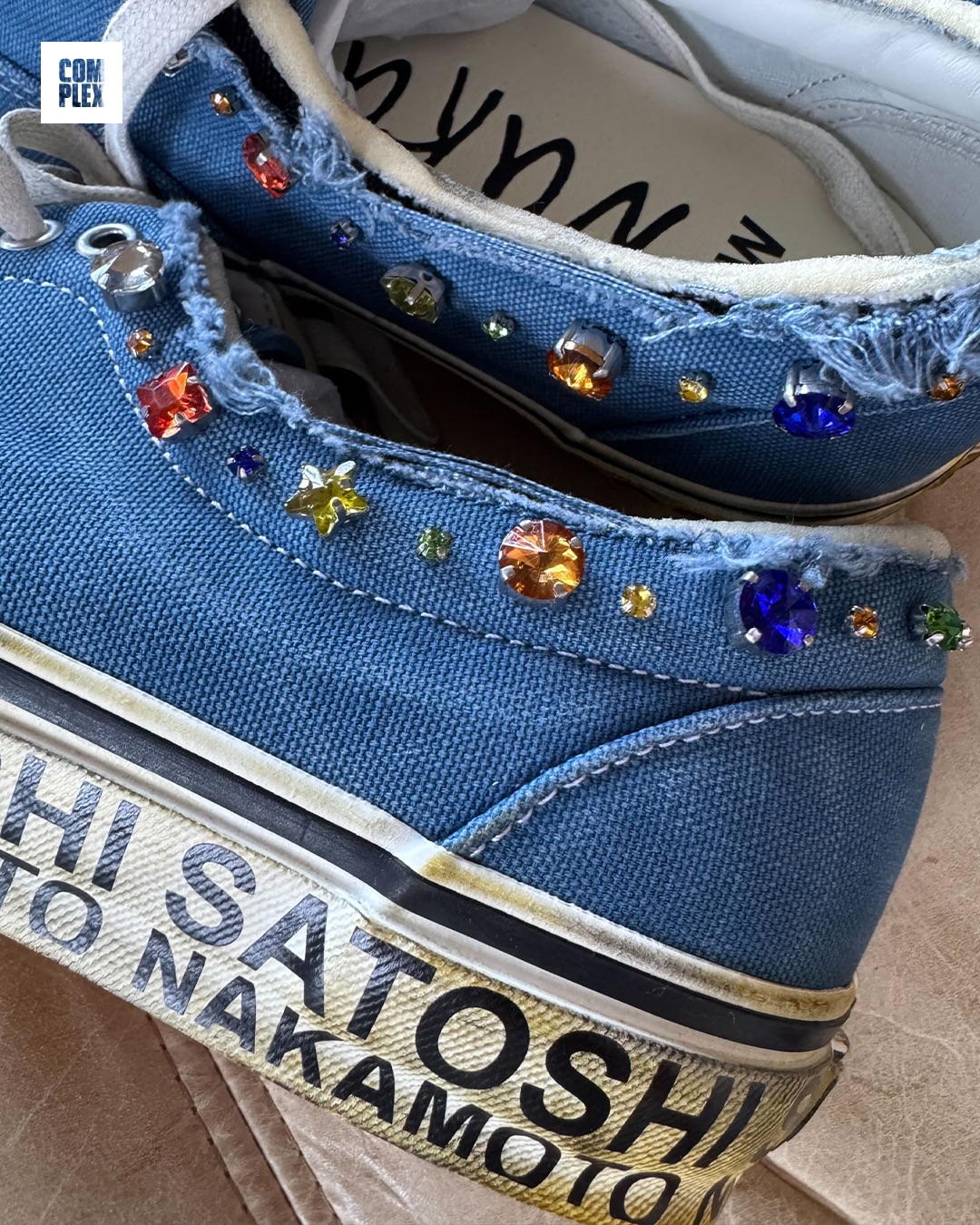 【2026年 発売予定】OTW by VANS x SATOSHI NAKAMOTO ERA 95 “Lucky Charms Round Jewel Edition/Blue” (バンズ サトシ・ナカモト エラ)