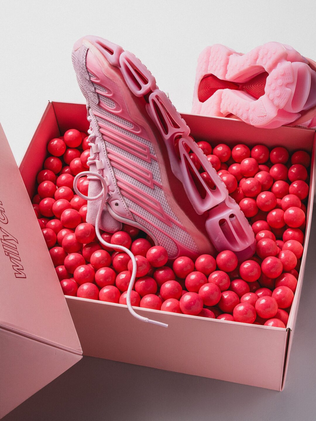 【2026年 8/7 発売予定】Willy Chavarria × adidas Originals 2026 SS MEGARIDE AG “Pink” (ウィリーチャバリア アディダス オリジナルス メガライド “ピンク”) [KI7006]