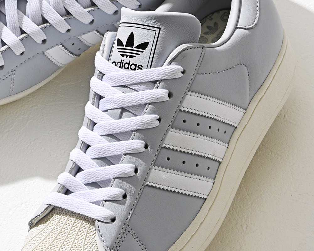 【2026年 6/1 発売】雑誌「Safari」が監修したadidas Originals SUPERSTAR II “Blue Grey” (サファリ アディダス オリジナルス スーパースター “ブルーグレー”) [53778]