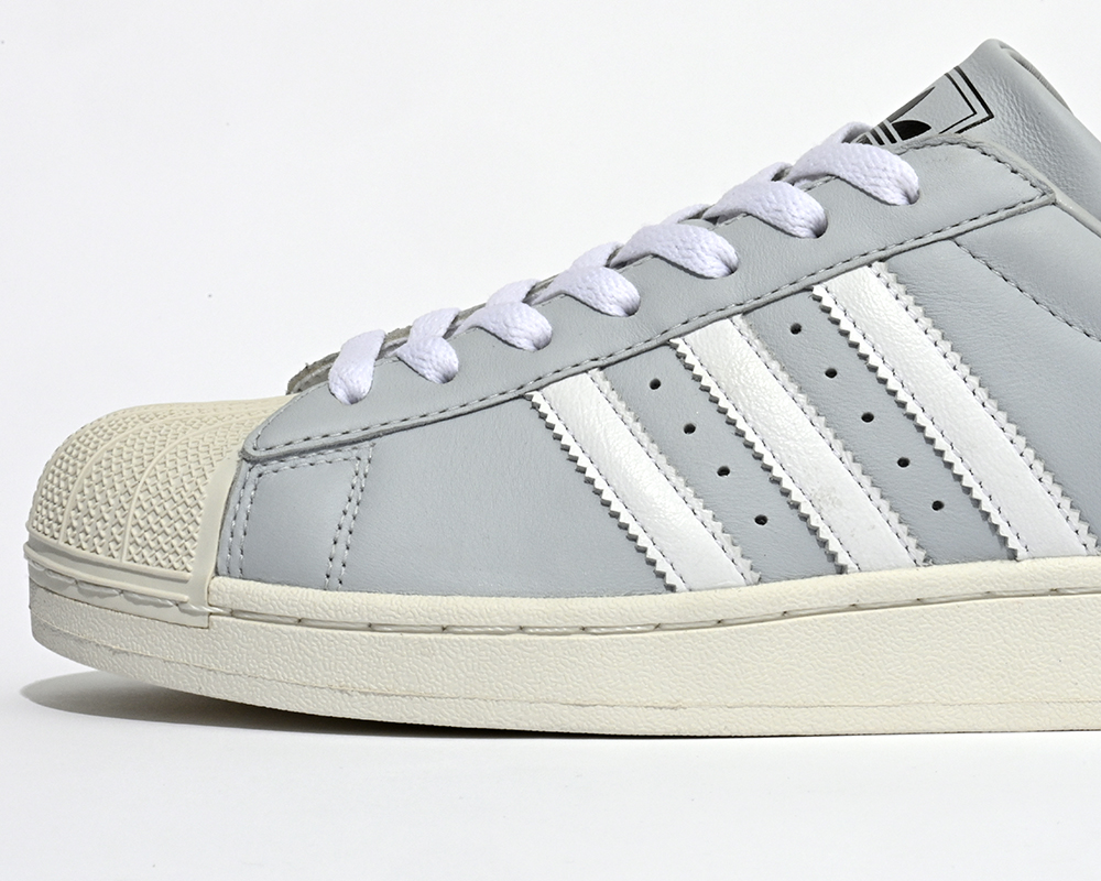 【2026年 6/1 発売】雑誌「Safari」が監修したadidas Originals SUPERSTAR II “Blue Grey” (サファリ アディダス オリジナルス スーパースター “ブルーグレー”) [53778]
