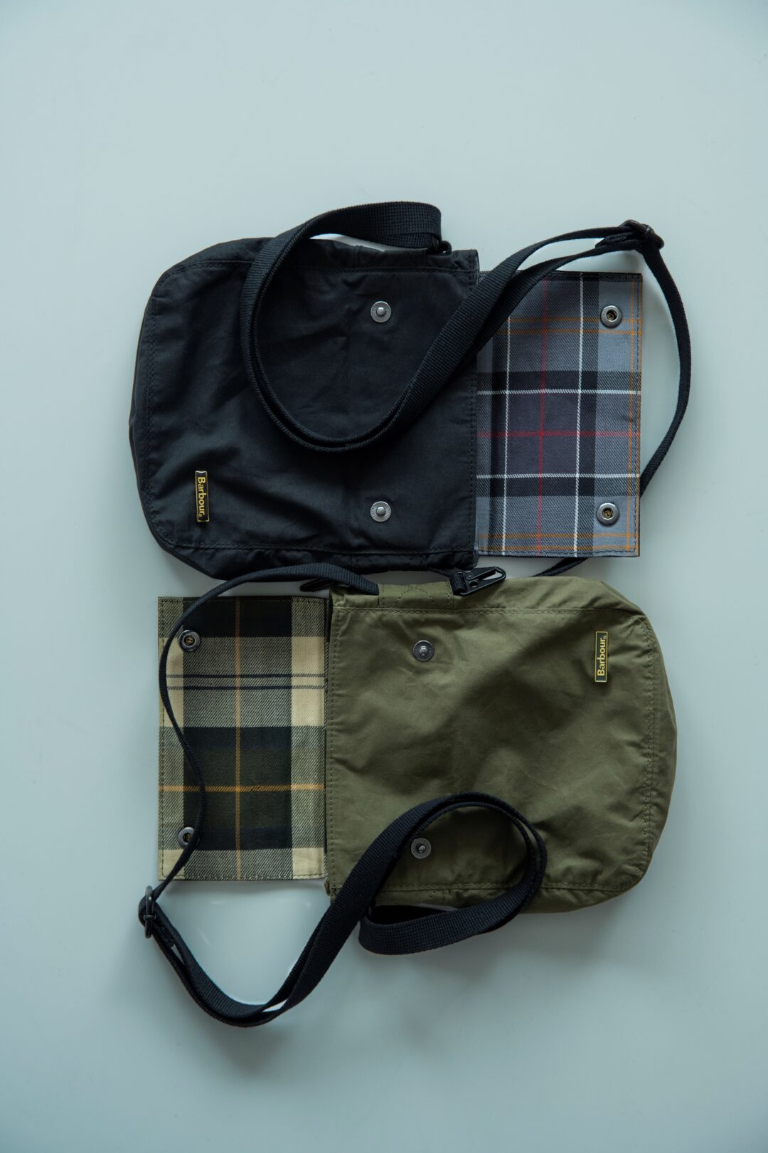 ADAM ET ROPE’ × Barbour 別注 “EX TRANSPORT CROSSBODY BAG”が2026年 5/30 発売 (アダム エ ロペ バブアー)