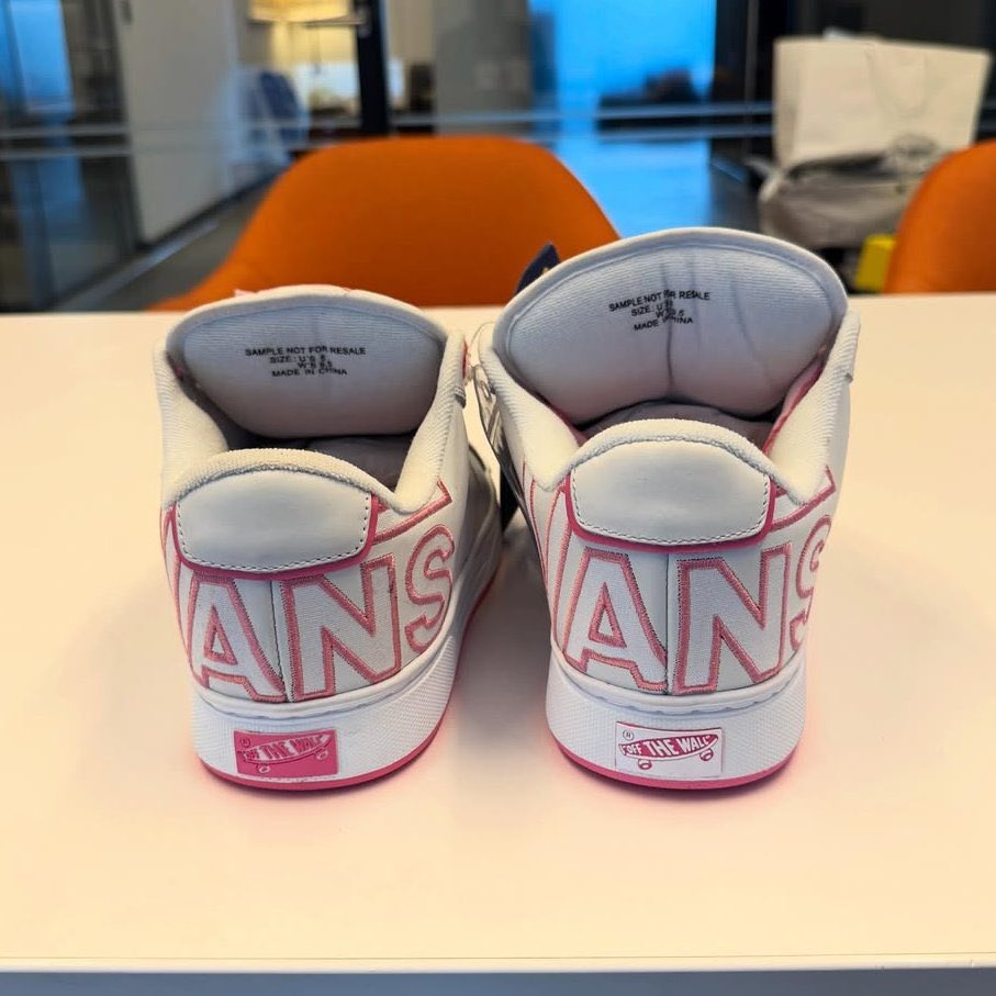【2027年 発売予定】Lil Uzi Vert x VANS “Lynzie & Slip-on” (リル・ウージー・ヴァート バンズ “リンジー スリッポン”)