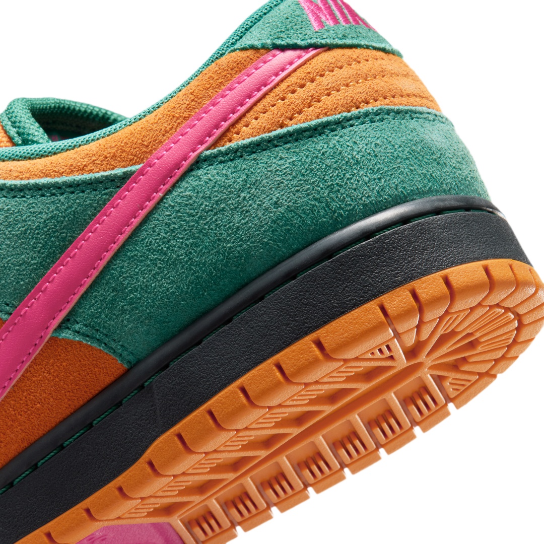 【2026年 秋 発売予定】NIKE SB DUNK LOW PRO “Green Noise/Watermelon” (ナイキ ダンク ロー プロ “グリーンノイズ/ウォーターメロン”) [HQ1625-301]