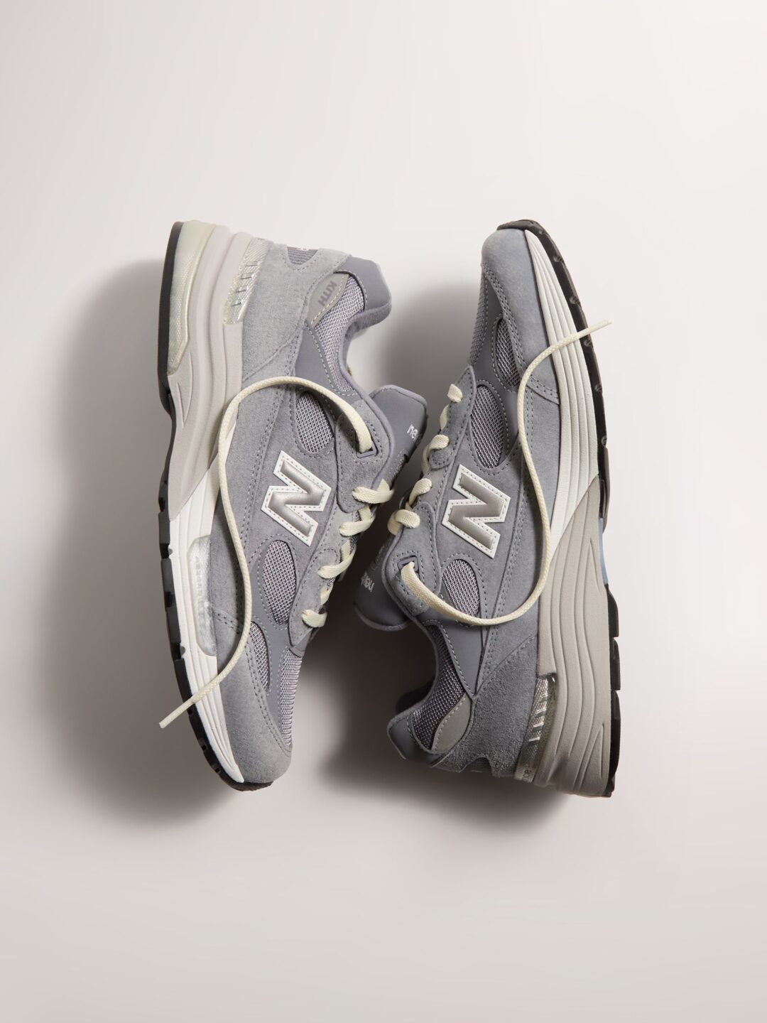 【2026年 5/8 & 5/11 発売】 KITH × New Balance 992 “99X Series/Grey” (キス ニューバランス)
