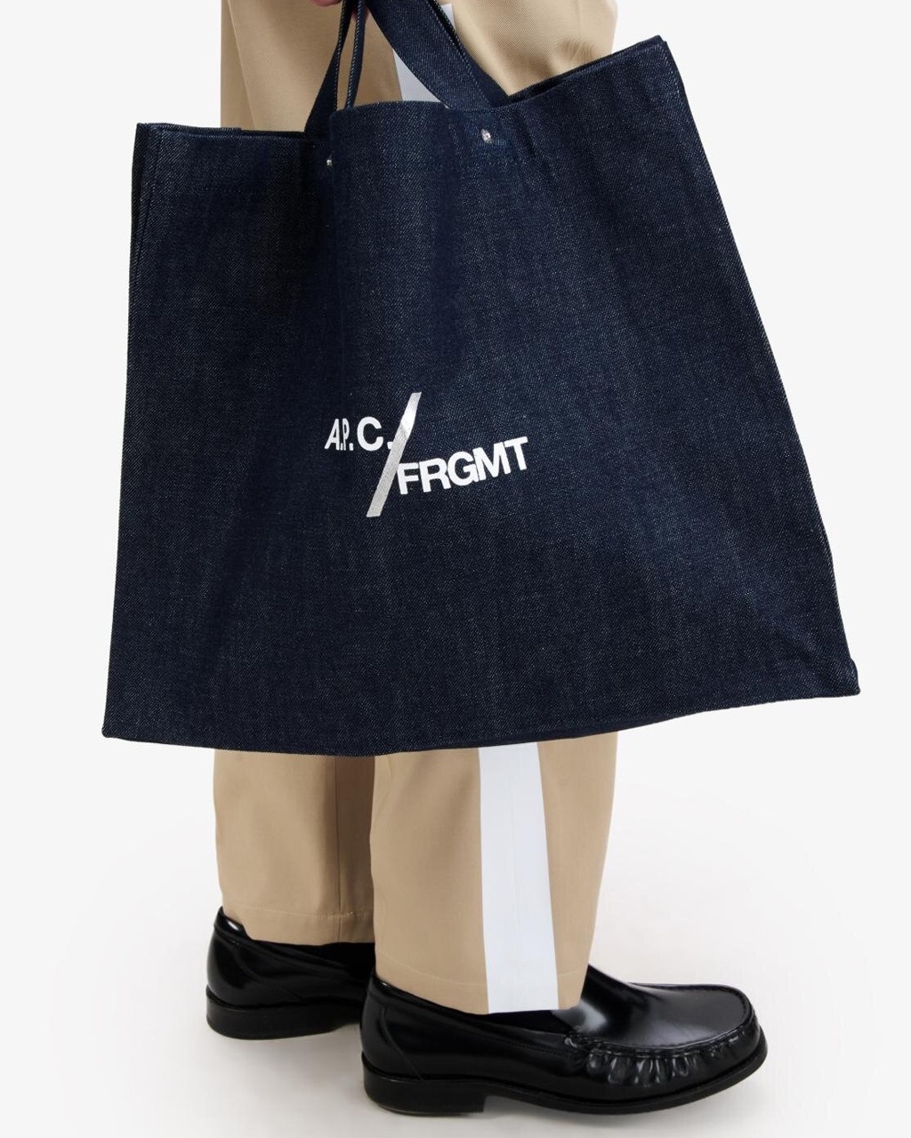 A.P.C. × FRAGMENT コラボ「INTERACTION #30」が2026年 5/19 発売 (アーペーセー フラグメント 藤原ヒロシ)