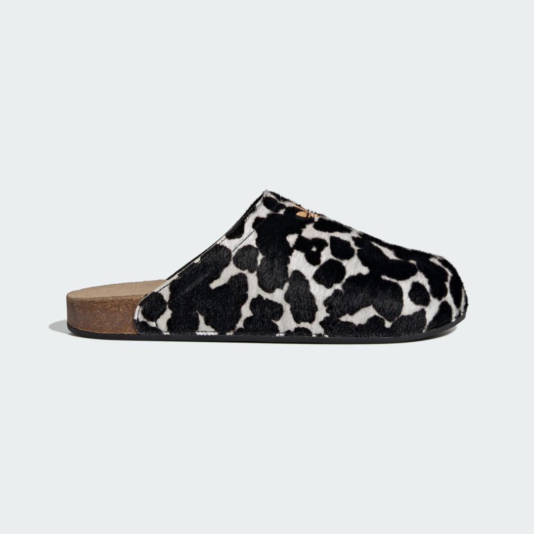 【2026年 発売】adidas Originals ADIMULE SLIDE “Cow Print/Black” (アディダス オリジナルス アディミュール スライド "カウプリント/ブラック") [KI0407]