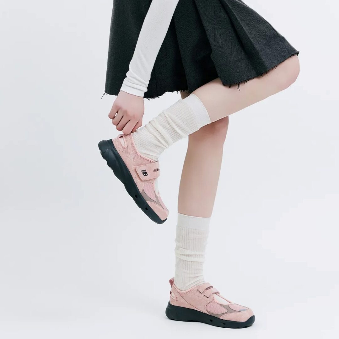 【海外発売】New Balance BREEZE SD2203 PI “Pink” (ニューバランス ブリーズ) [SD2203PI]
