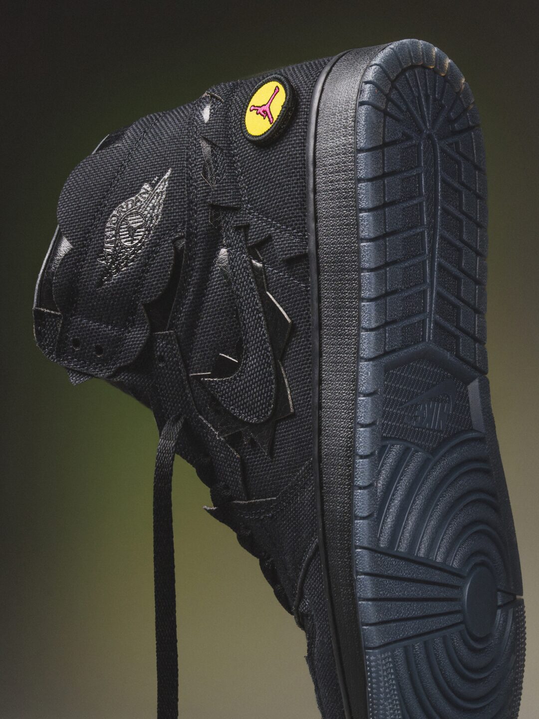 J Balvin x NIKE AIR JORDAN 1 HIGH “Black” (J.バルヴィン ナイキ エア ジョーダン 1 ハイ “ブラック”)