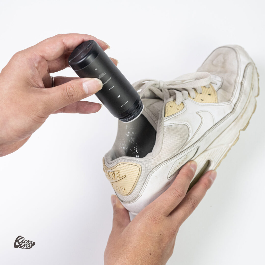 KicksWrap オリジナル強力シューズ消臭・抗菌パウダー ”Ultimate Refresher”が2026年 5/14 19:00 発売 (キックスラップ)