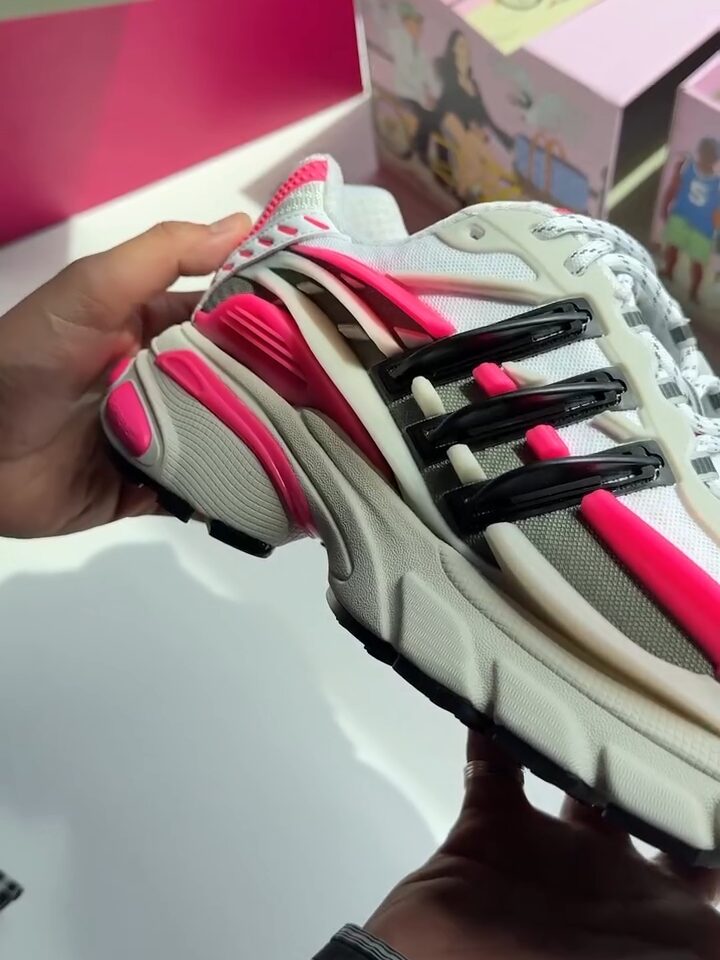 【F&Fモデル】Pharrell Williams x adidas Originals JELLYFISH “Pink” (ファレル・ウィリアムス アディダス オリジナルス ジェリーフィッシュ)