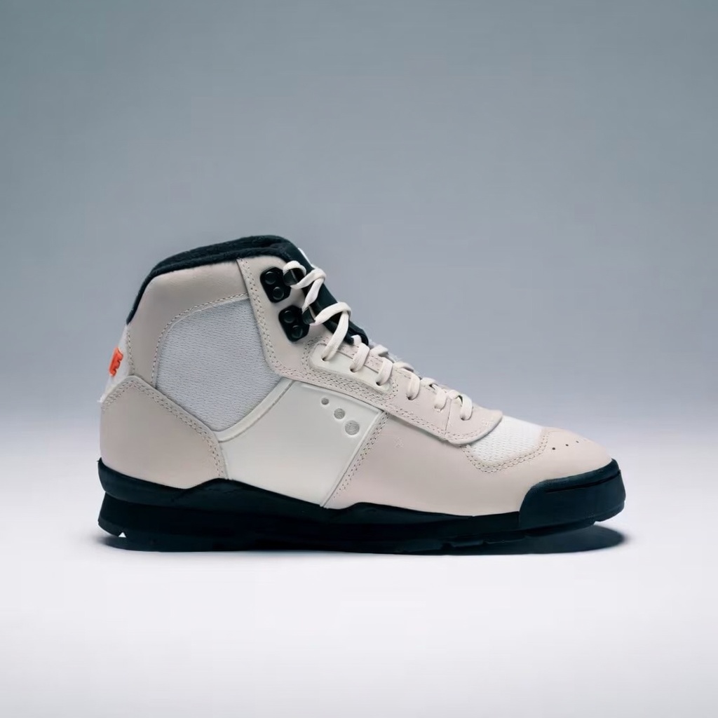 【2026年 夏 発売予定】NIKE BALTRO SP “Chalk/Safety Orange” (ナイキ バルトロ “チョーク/セフティオレンジ”) [IO4556-100]