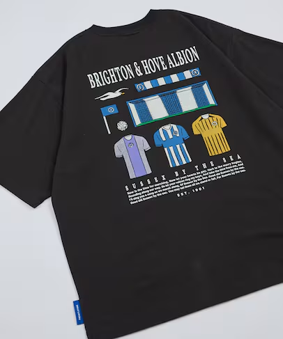 三笘薫所属「ブライトン」× フリークスストア 初コラボアイテムが5/22 12:00 発売 (Brighton & Hove Albion FC FREAK’S STORE)