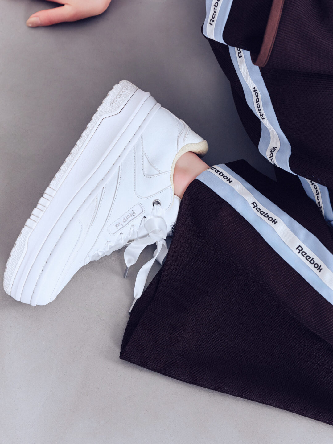 FRAY I.D × REEBOK コラボレーション第2弾が2026年 5/20 発売 (フレイ アイディー リーボック)