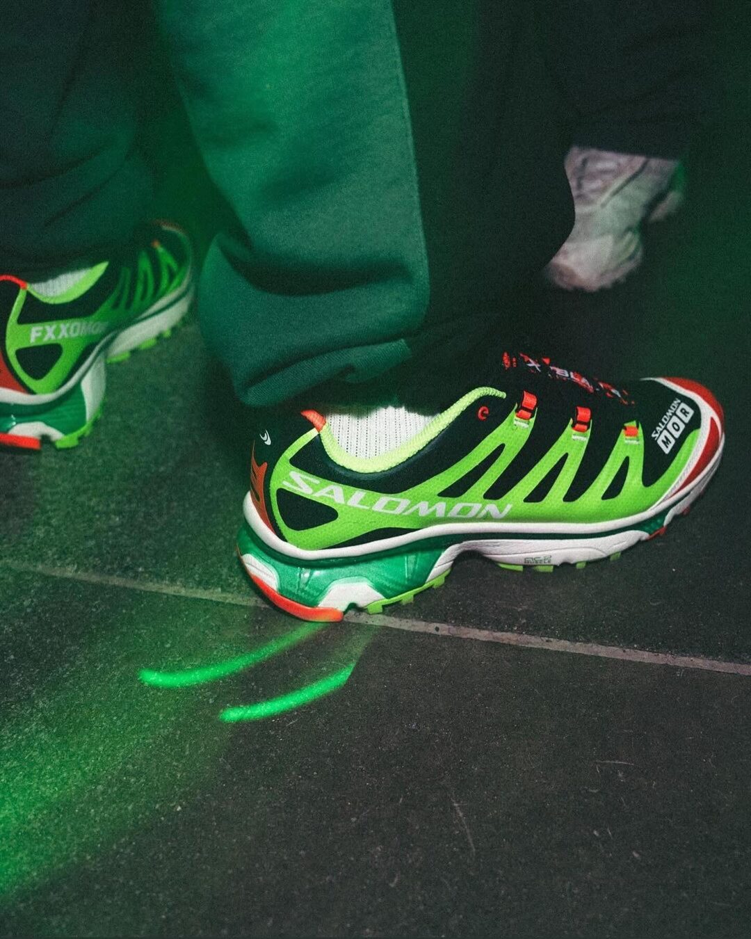 【2026年 5/9 発売予定】Feid x Salomon XT-4 OG “Ferxxocalipsis” (サロモン ビジャダ・オヨス フェイド) [L47822500]