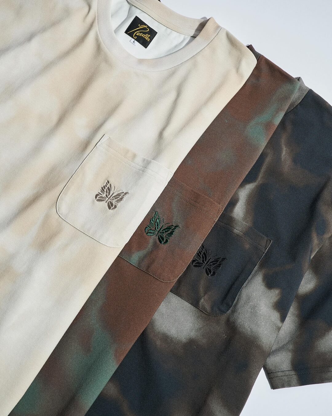NEEDLES × STUDIOUS 2026 SS 別注 “Tie Dye S/S Tee”が再入荷 (ニードルズ ステュディオス)