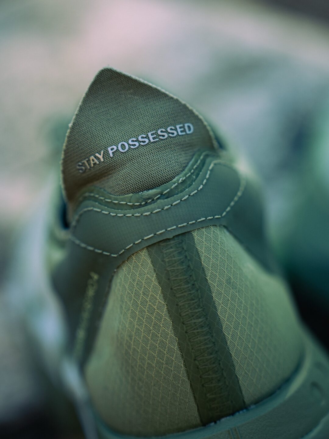 【2026年 5/25 発売】SATISFY × adidas ADIZERO ADIOS PRO 4 (アディダス サティスファイ アディゼロ アディオス プロ) [KH8439/KH8441/KH8442]