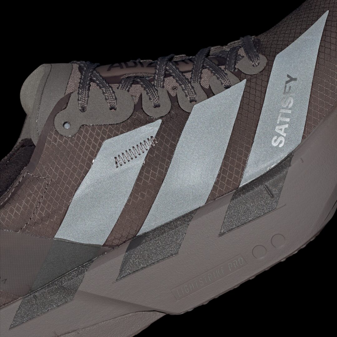 【2026年 5/25 発売】SATISFY × adidas ADIZERO ADIOS PRO 4 (アディダス サティスファイ アディゼロ アディオス プロ) [KH8439/KH8441/KH8442]