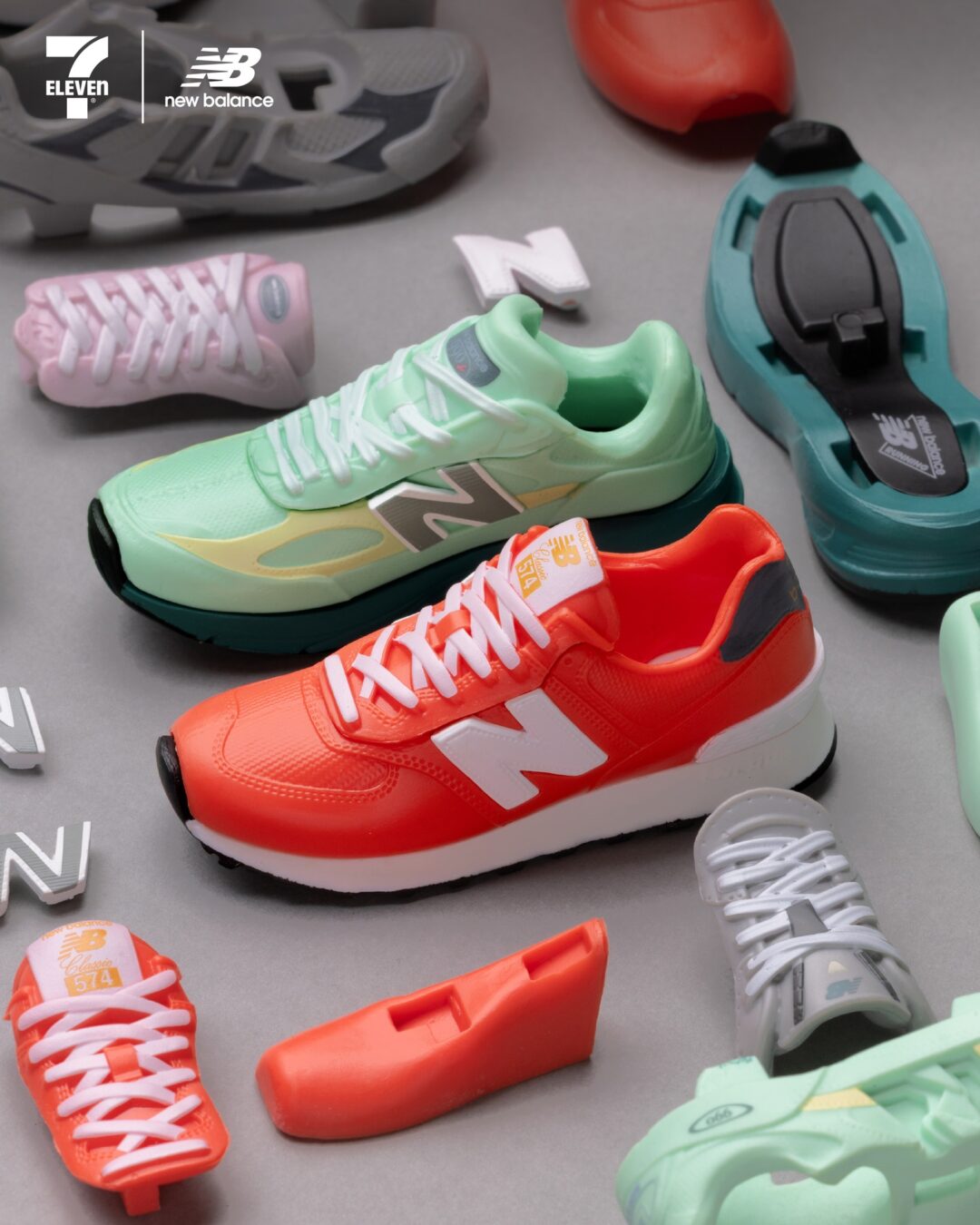 New Balance × 香港セブンイレブン コラボミニフィギュアが展開 (ニューバランス 7-Eleven Hong Kong)