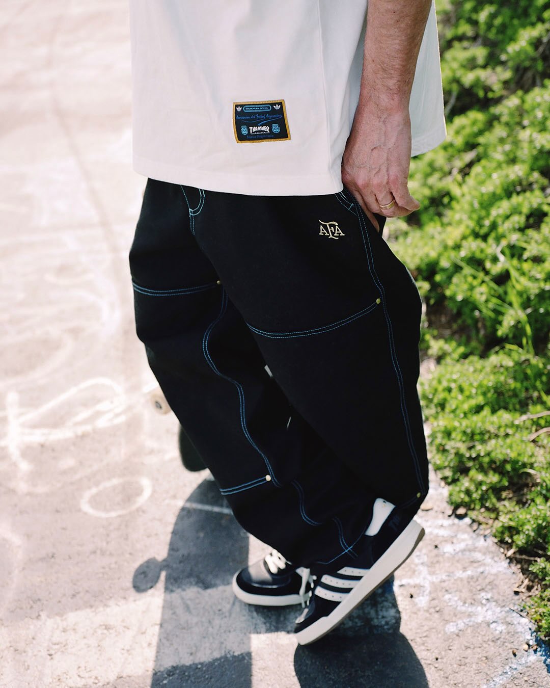 THRASHER × adidas Originals コラボコレクションが2026年 6/1 発売 (スラッシャー アディダス オリジナルス GLENBURN グレンバーン) [KH7384]