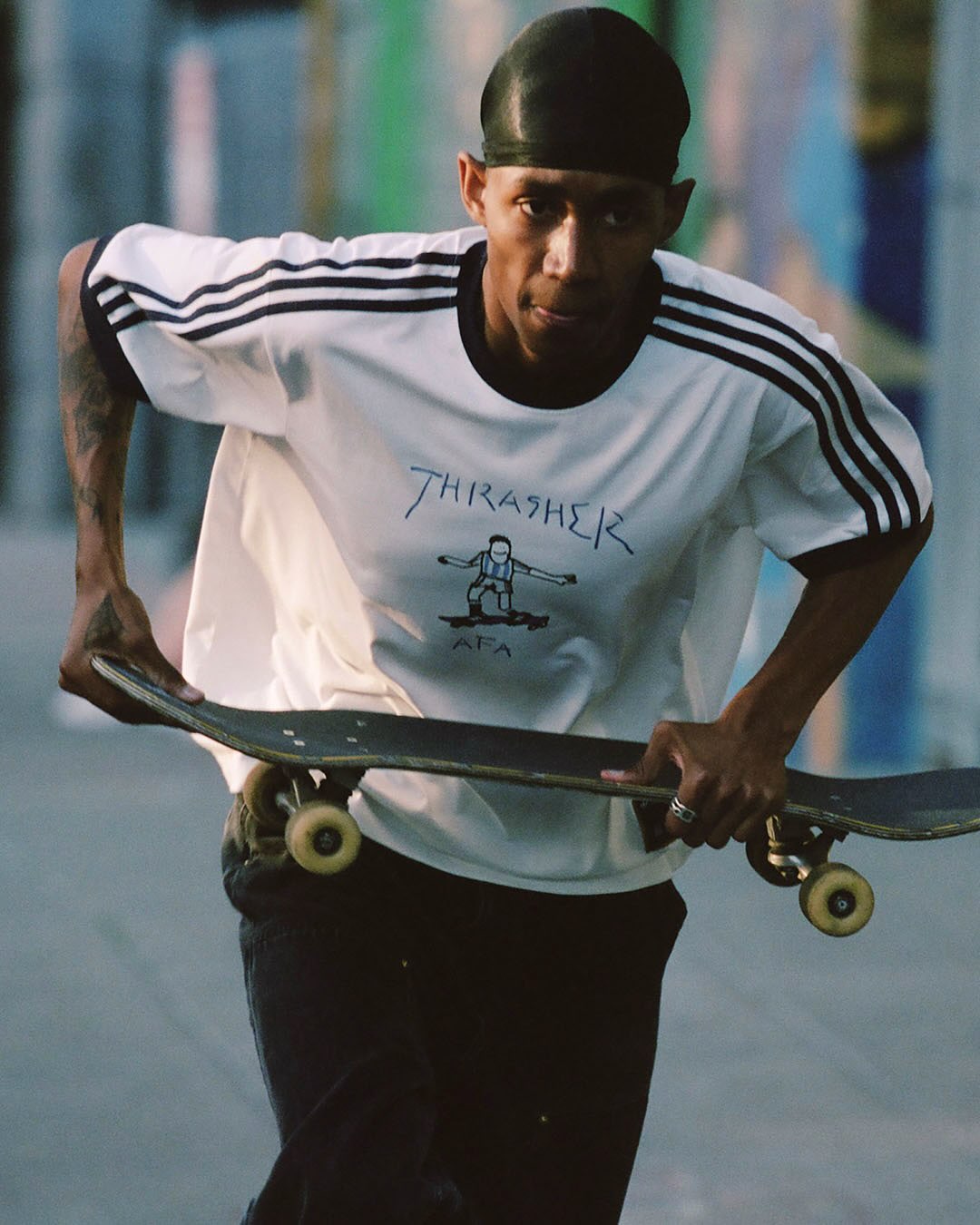 THRASHER × adidas Originals コラボコレクションが2026年 6/1 発売 (スラッシャー アディダス オリジナルス GLENBURN グレンバーン) [KH7384]