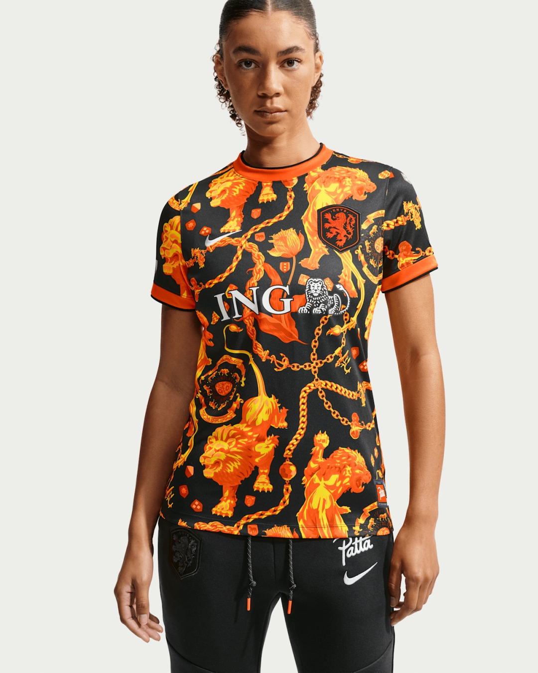 【国内 2026年 6/13 & 6/16 発売】Patta × NIKE CRYOSHOT “World Cup/Metallic Silver/Hyper Crimson” (パタ ナイキ クライオショット “ワールドカップ/メタリックシルバー/ハイパークリムゾン”) [IM0589-001]