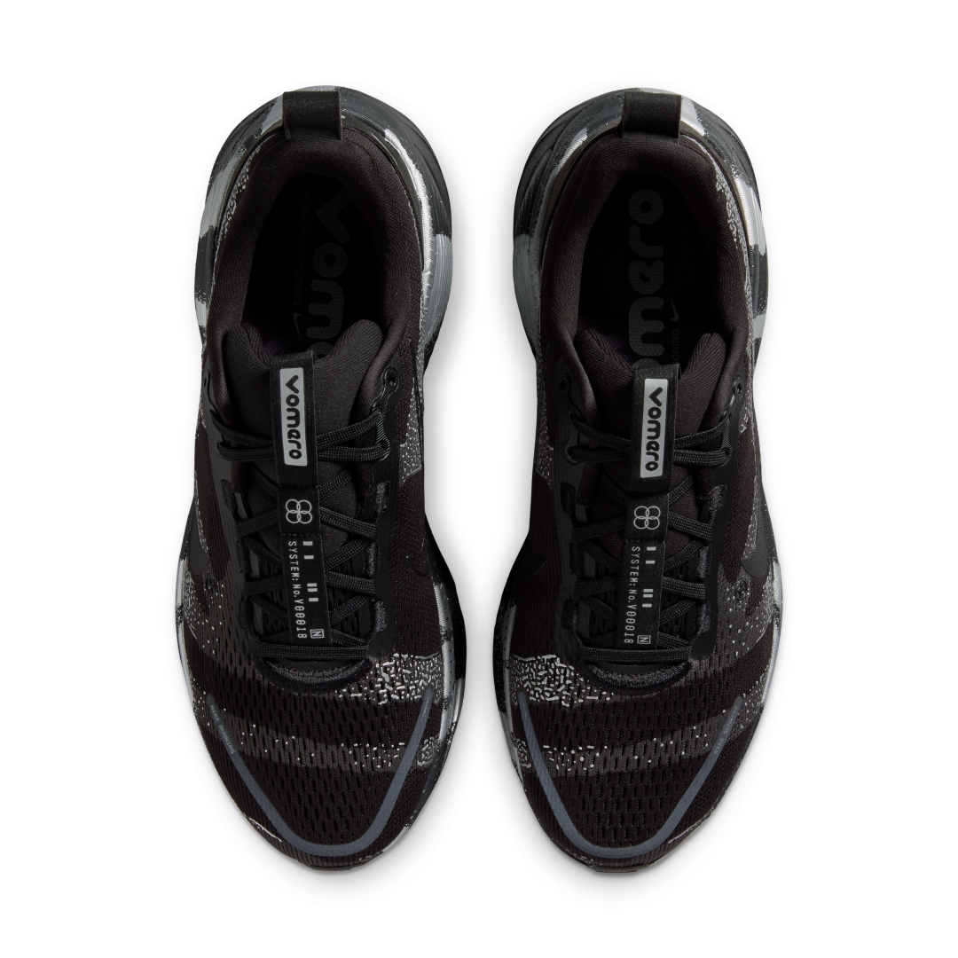 【2026年 5/21 発売】NIKE VOMERO 18 “Iron Grey/Light Smoke Grey” (ナイキ ボメロ “アイアングレー/ライトスモークグレー”) [IQ3925-001]