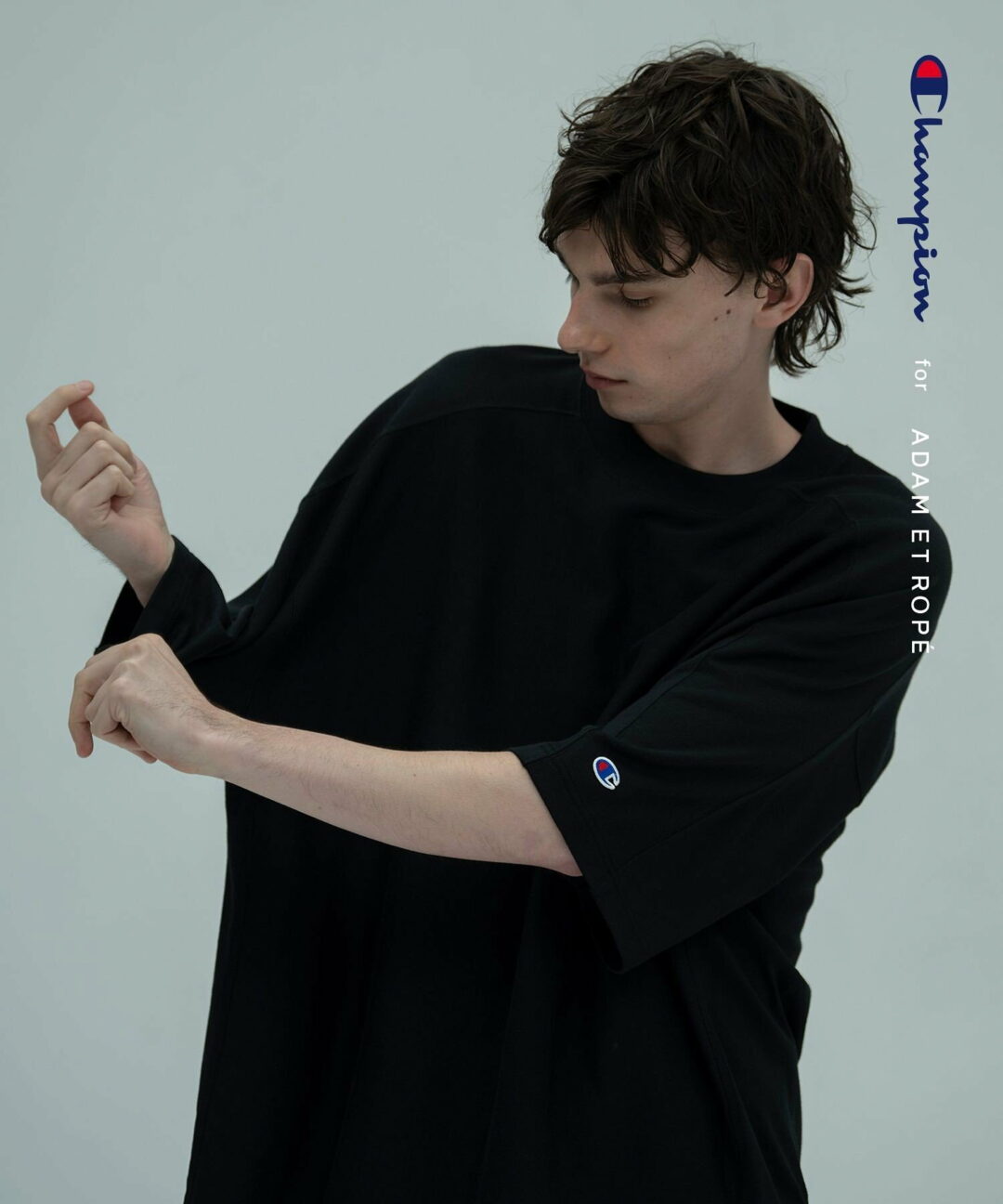 ADAM ET ROPE’ × Champion 別注 “REVERSE WEAVE TEE”が2026年 5/30 発売 (アダム エ ロペ チャンピオン)