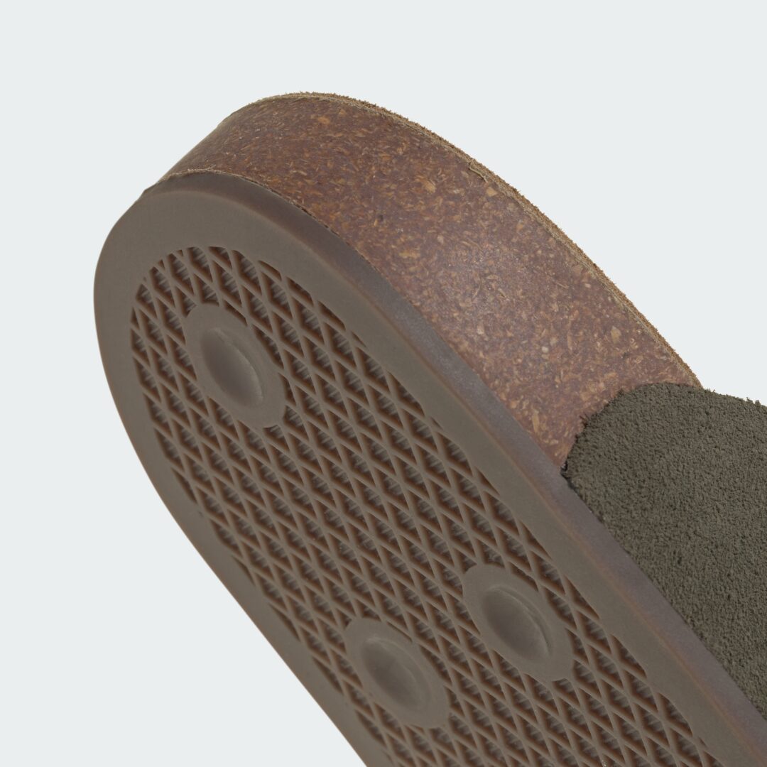 【2026年 発売】adidas Originals ADIMULE SLIDE “Olive/Wonder Beige” (アディダス オリジナルス アディミュール スライド) [IH6906/IH6907]