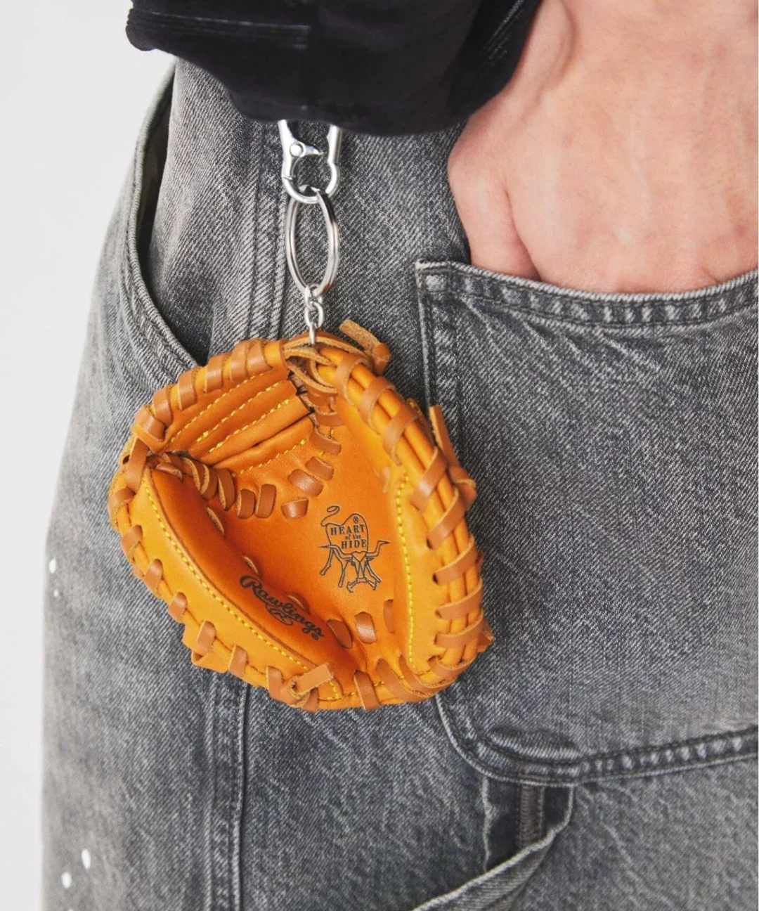 JOURNAL STANDARD relume × Rawlings 2026 SS 別注 ”RFXR10 & XPG3” キーホルダーが6月下旬 発売 (ジャーナルスタンダード ローリングス)