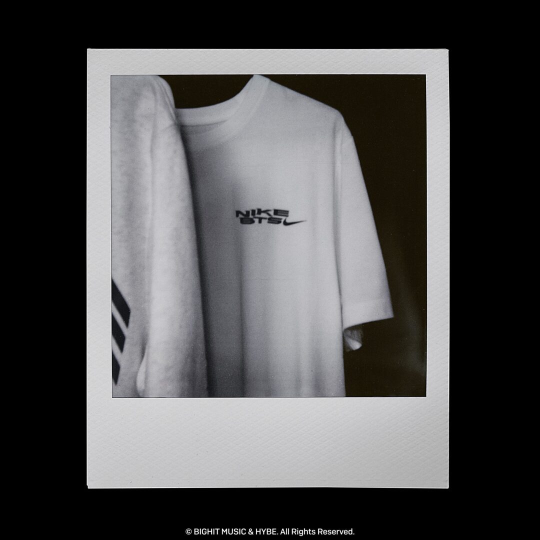 BTS × NIKE グッズコレクション & NIKE BY YOU カスタマイズが世界の都市で開催、日本は2026年 6/1 & 6/12 (ビーティーエス ナイキ)