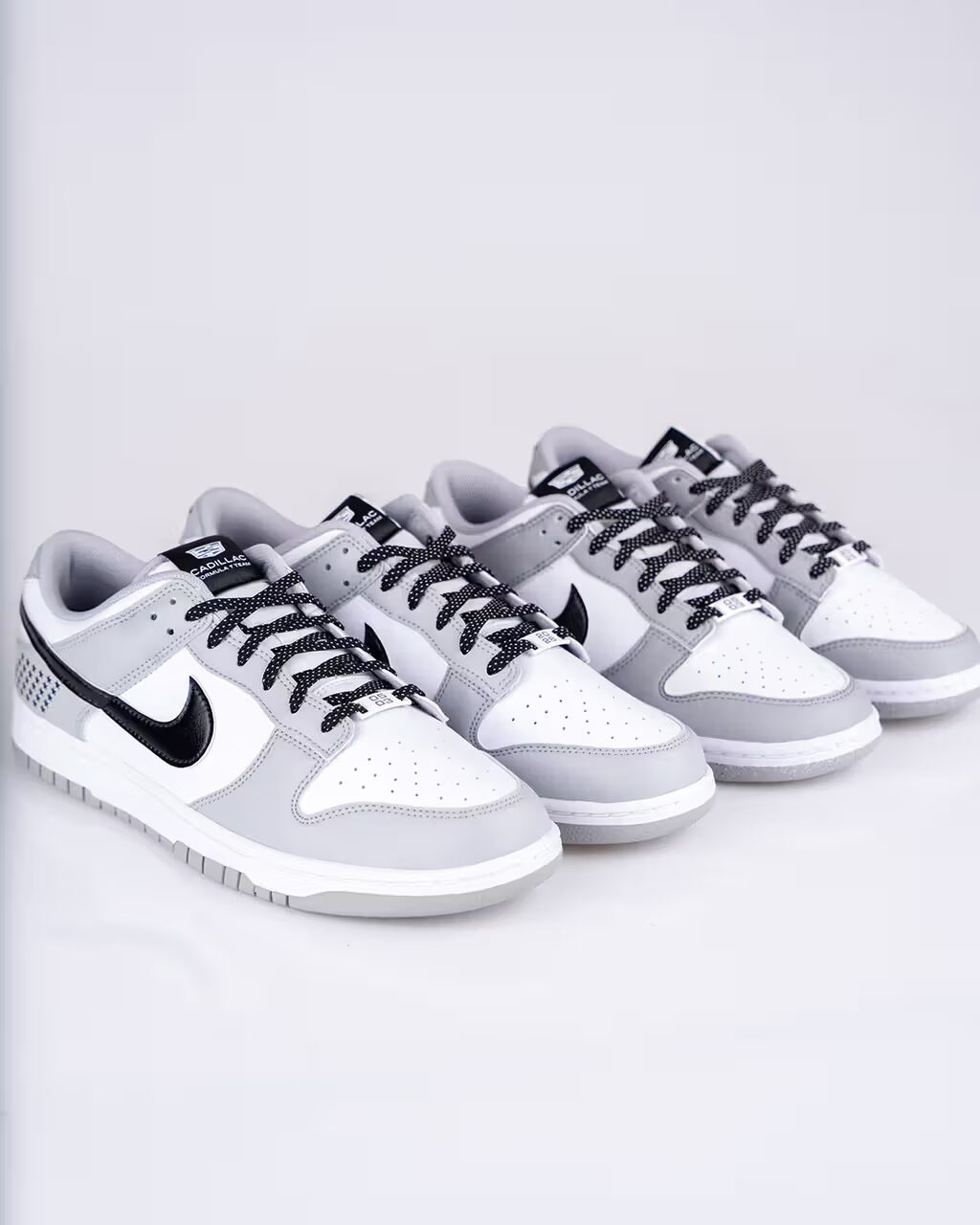【世界2足】Cadillac F1 x NIKE DUNK LOW (キャデラック ナイキ ダンク ロー)