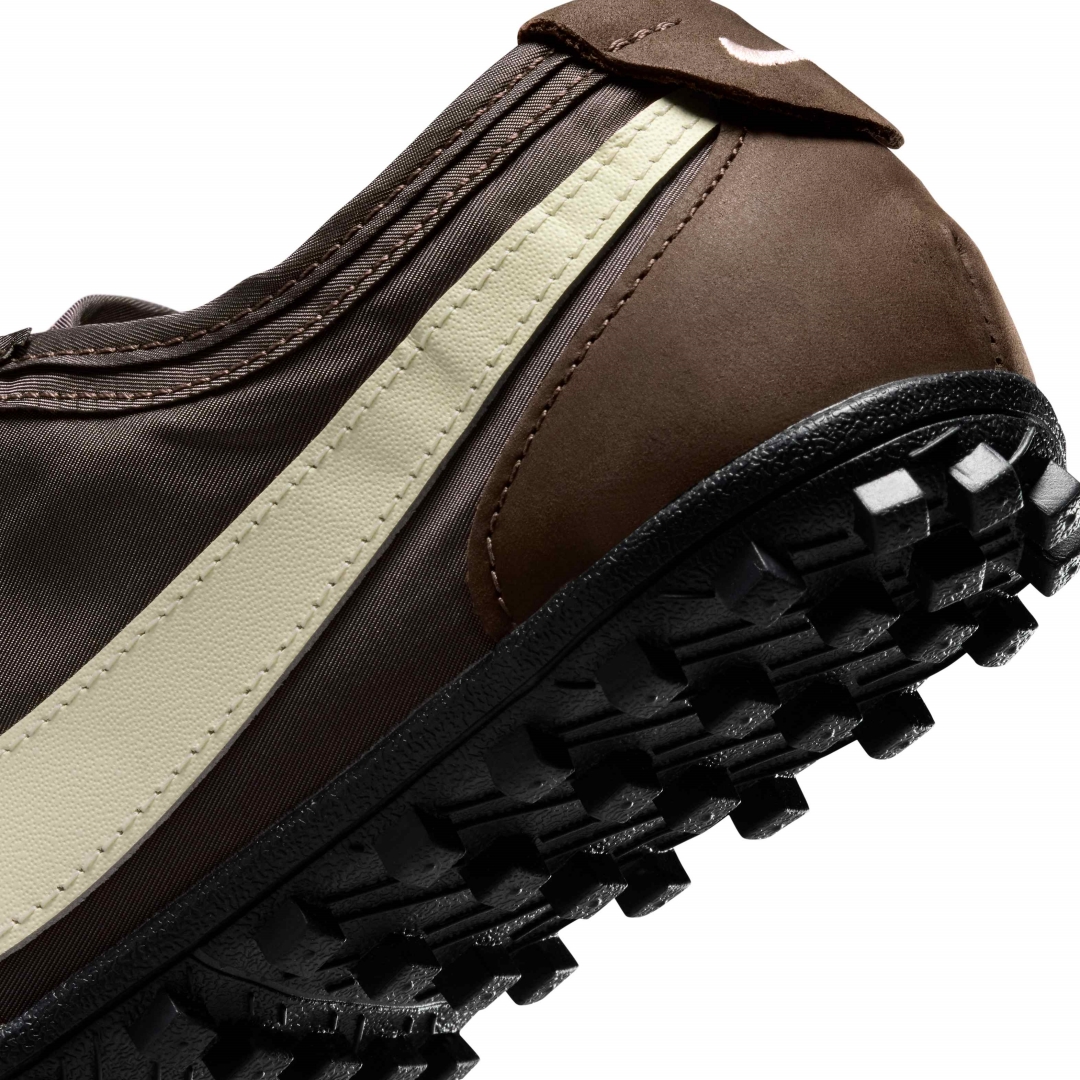 【2026年 秋 発売予定】NIKE MOON SHOES OG “Baroque Brown/Black/Cashmere” (ナイキ ムーンシューズ “バロックブラウン/ブラック/カシミア”) [IW0955-201]
