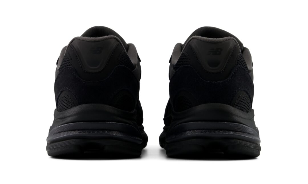 【2026年 発売】New Balance U2010 7B1 “Triple Black” (ニューバランス) [U20107B1]