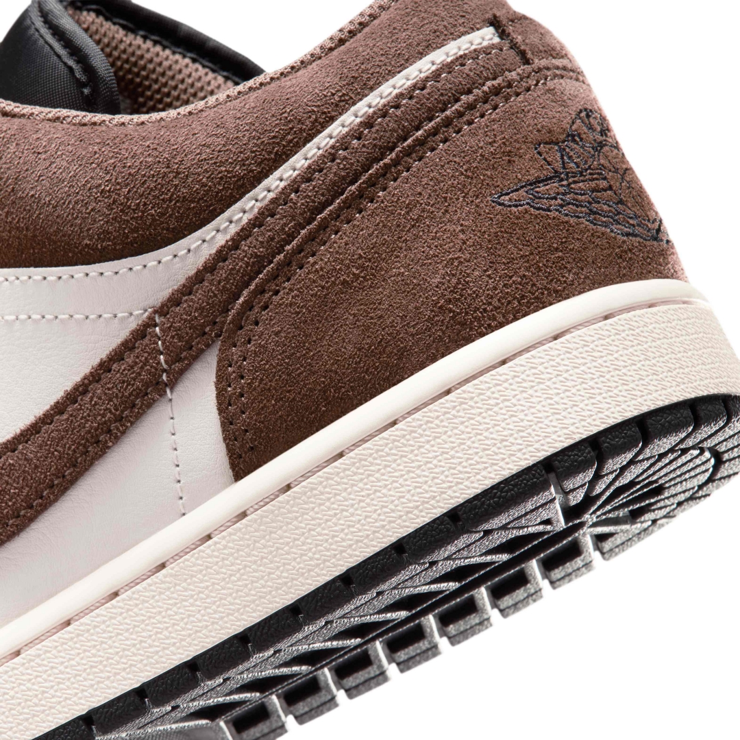 【2026年 発売予定】NIKE AIR JORDAN 1 LOW “Palomino/Phantom” (ナイキ エア ジョーダン ロー “パラミノ/ファントム”) [553558-200]