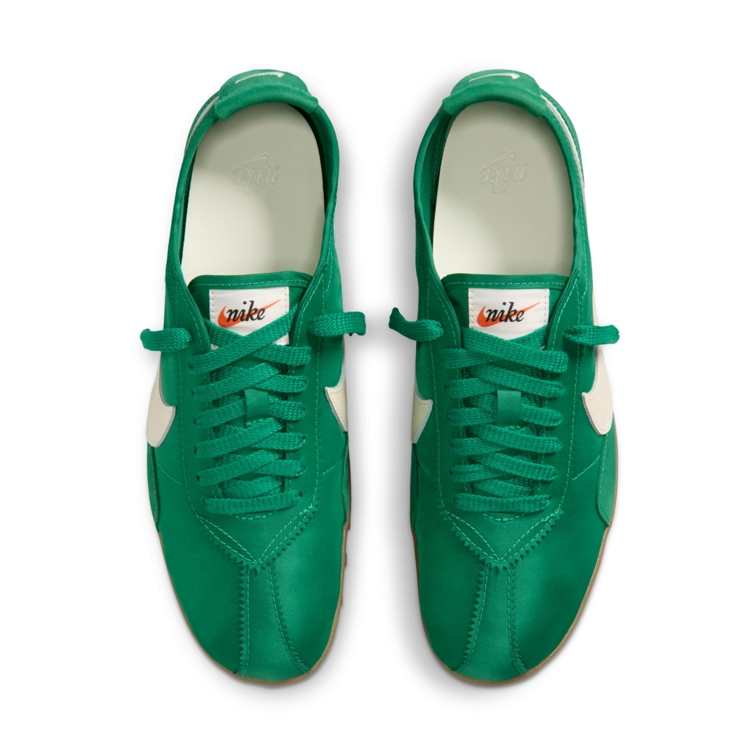 【2026年 秋 発売予定】NIKE MOON SHOES OG “Malachite/Soft Pearl/Gum Light Brown” (ナイキ ムーンシューズ “マラカイト/ソフトパール/ガム”) [IW0955-300]