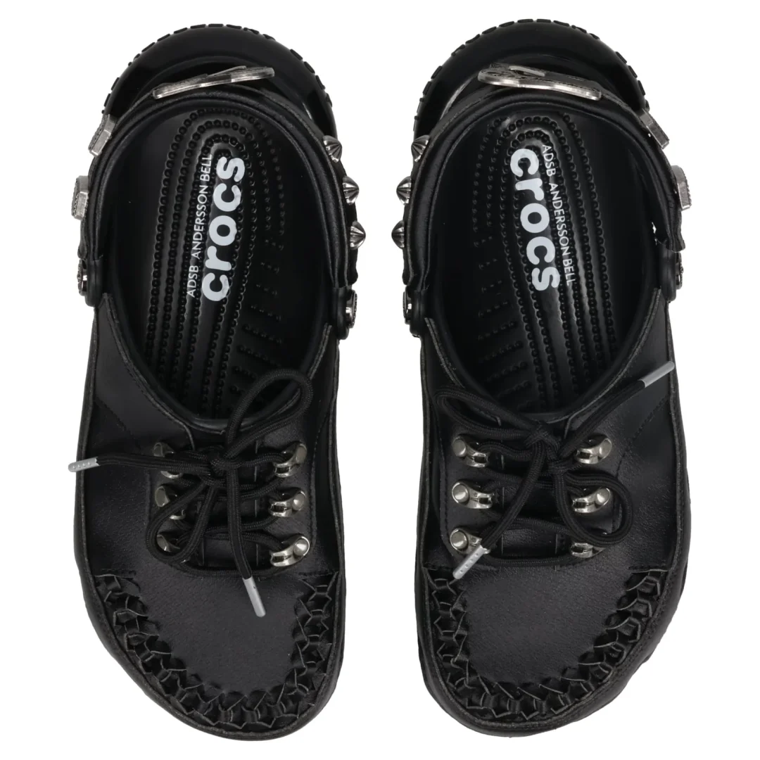 Crocs x Andersson Bell “CLASSIC CLOG & BAE CLOG”が2026年 5/20 発売 (クロックス アンダーソン ベル クラシッククロッグ) [212488/212978]