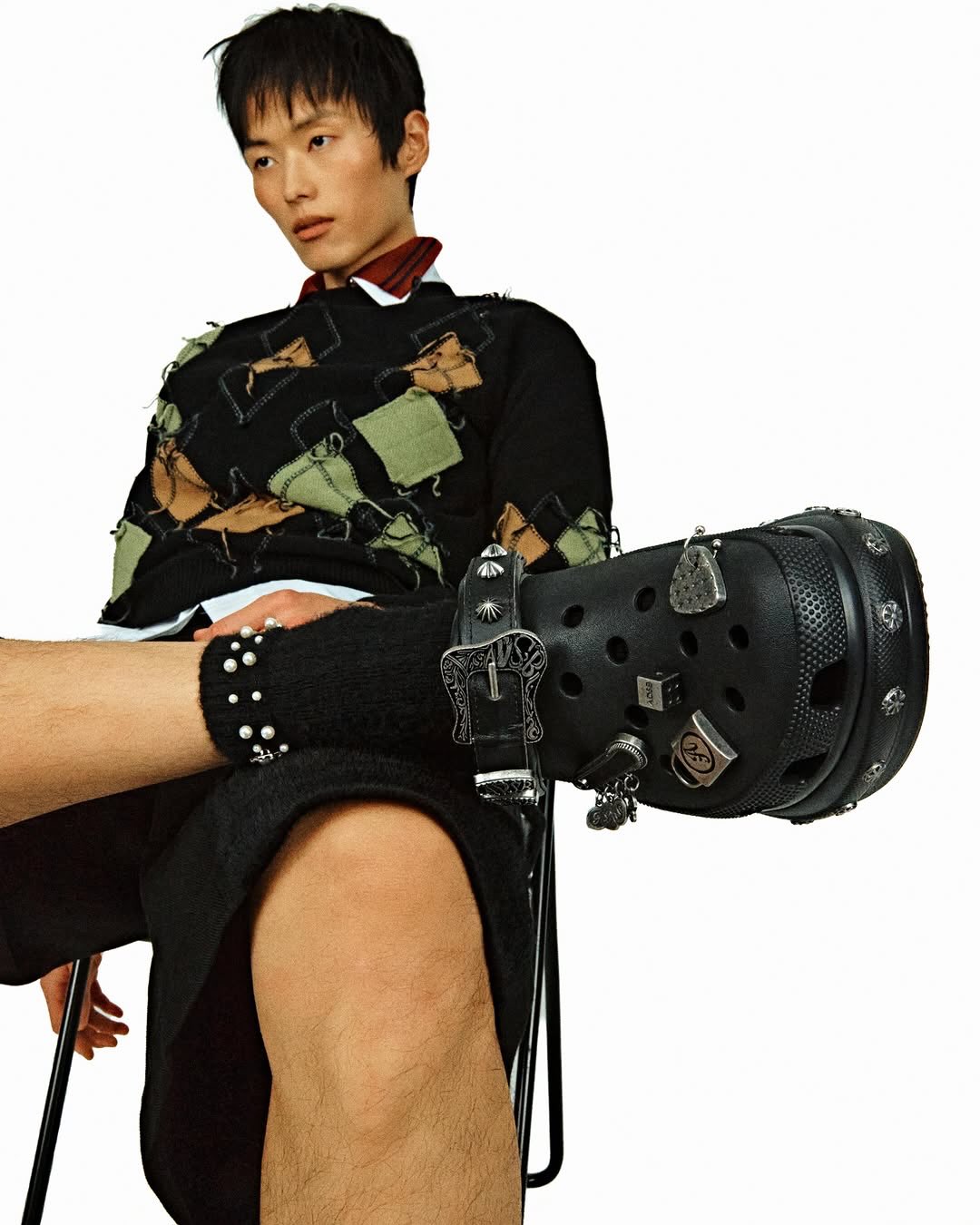 Crocs x Andersson Bell “CLASSIC CLOG & BAE CLOG”が2026年 5/20 発売 (クロックス アンダーソン ベル クラシッククロッグ) [212488/212978]