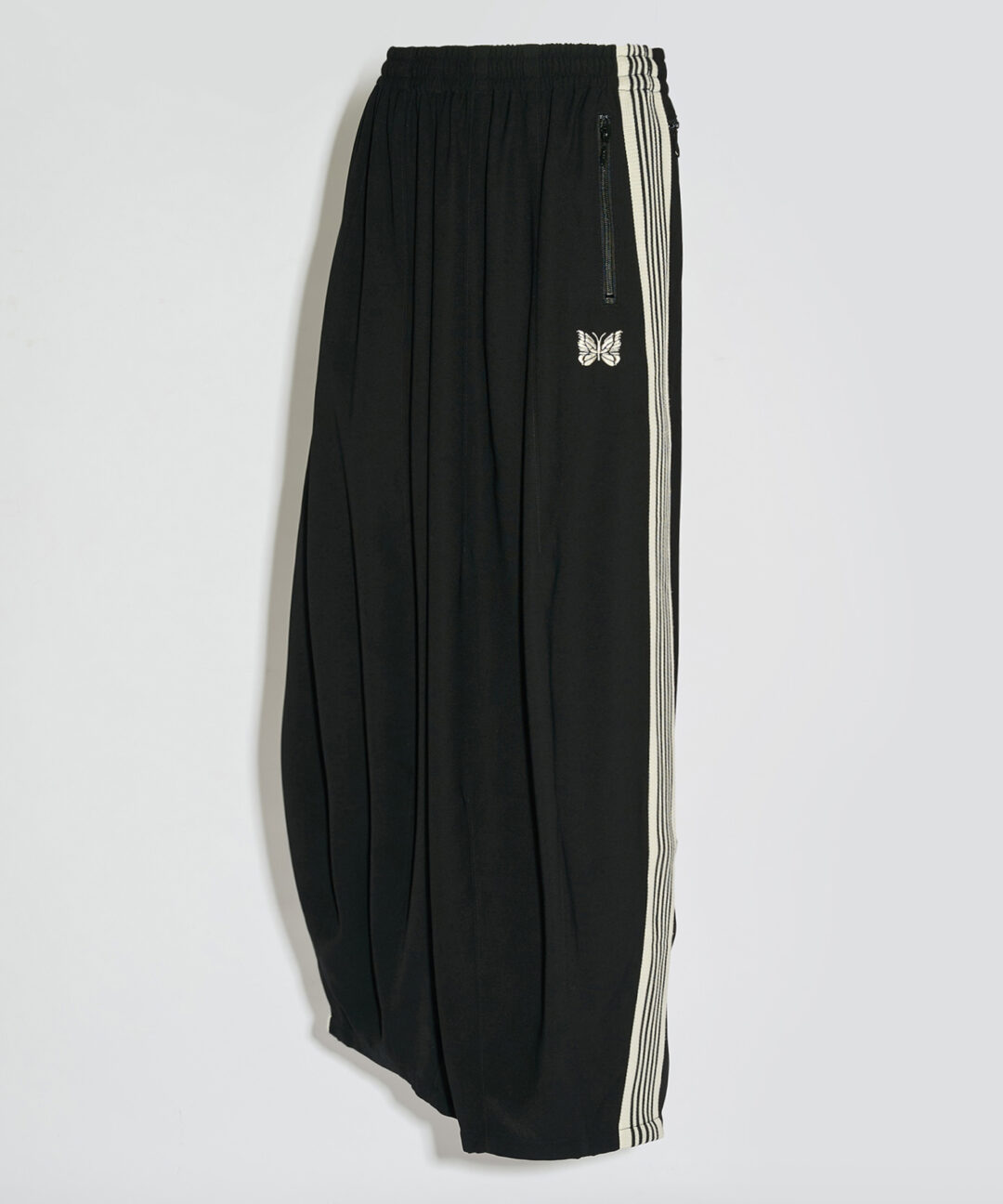 NEEDLES × STUDIOUS 2026 別注 新作 “Track Jacket & H.D. Track Pant – Amunzen“ 2カラーが5/28 19:00 発売 (ニードルズ ステュディオス)