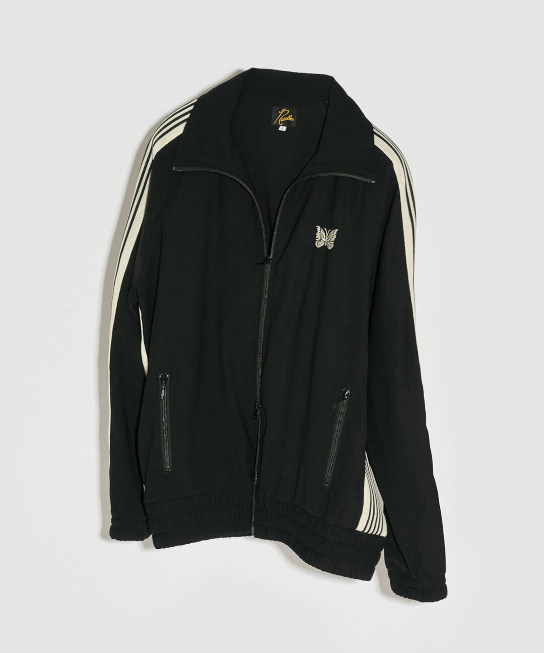 NEEDLES × STUDIOUS 2026 別注 新作 “Track Jacket & H.D. Track Pant – Amunzen“ 2カラーが5/28 19:00 発売 (ニードルズ ステュディオス)