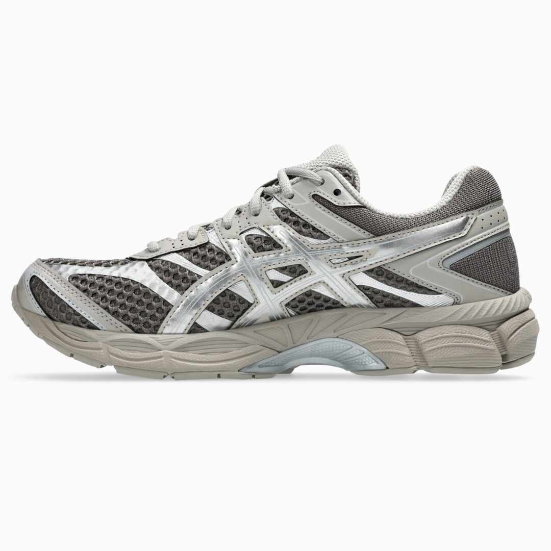 【2026年 発売】ASICS GEL-CUMULUS 16 “Cocoa Powder/Pure Silver” (アシックス ゲルキュムラス) [1203A733.201]