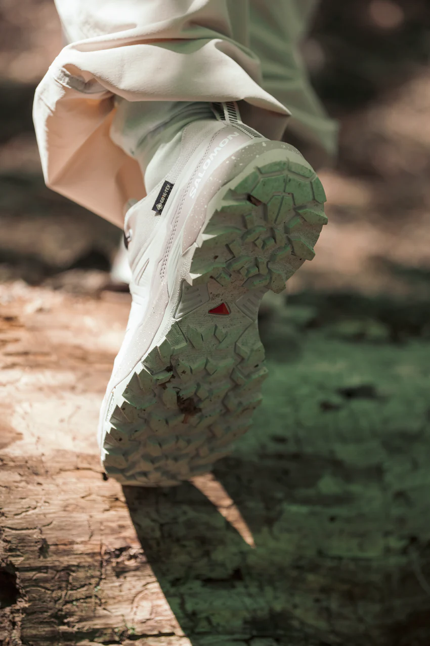富士山から着想を得た日本限定コレクション Salomon X ULTRA 360 GORE-TEX GORAIKO & バックパックが2026年 7/1 発売 (サロモン Mt. FUJI 御来光)